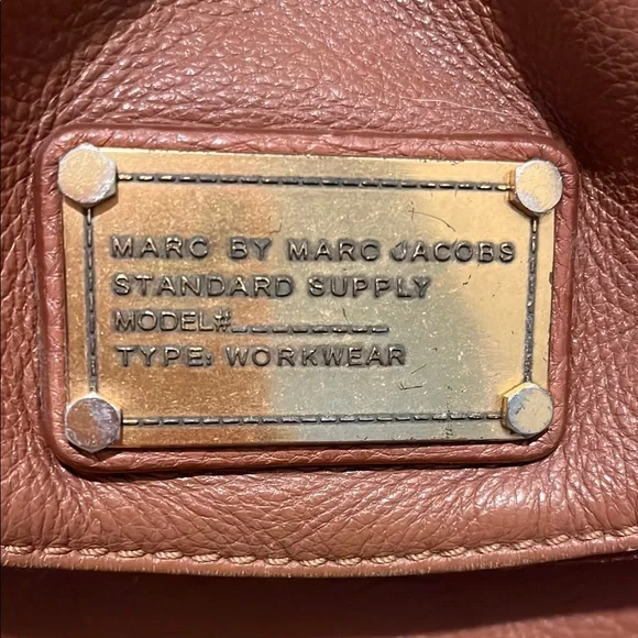 Marc Jacobs Cognac Leather Shoulder Bag - Picture 2 of 15